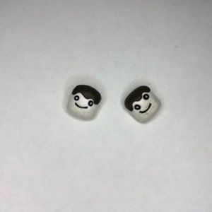 Smiley Face Marshmallow with Chocolate E